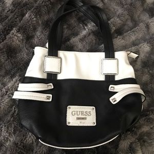 {Guess} black and white hand bag